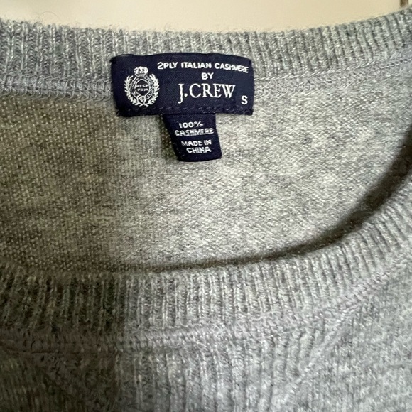 J. Crew 100% Italian Two-Ply Cashmere Sweater – Heather Gray – Men’s size Small - Picture 5 of 5